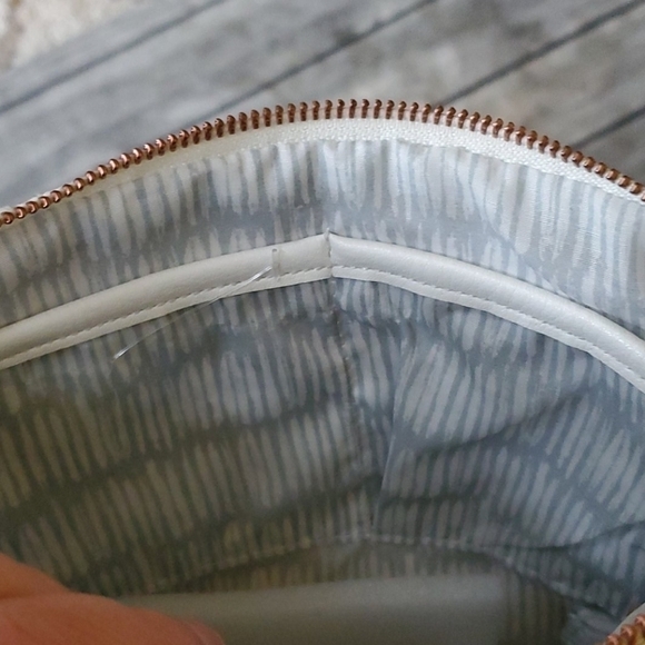 White Maurices Purse - Picture 5 of 7